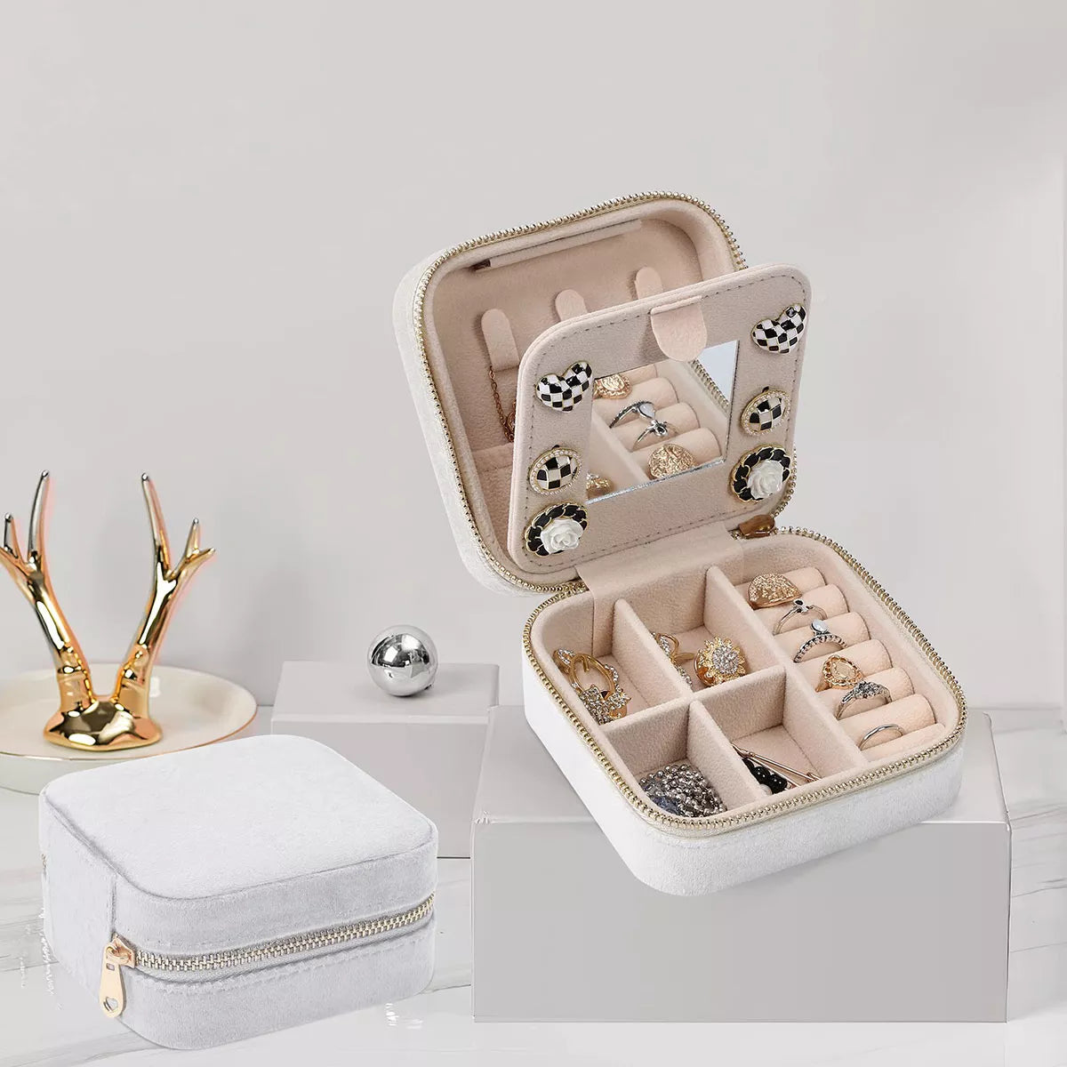 Caja Organizadora de Joyas de Terciopelo – Estuche Compacto y Duradero para Viaje, Color Crema